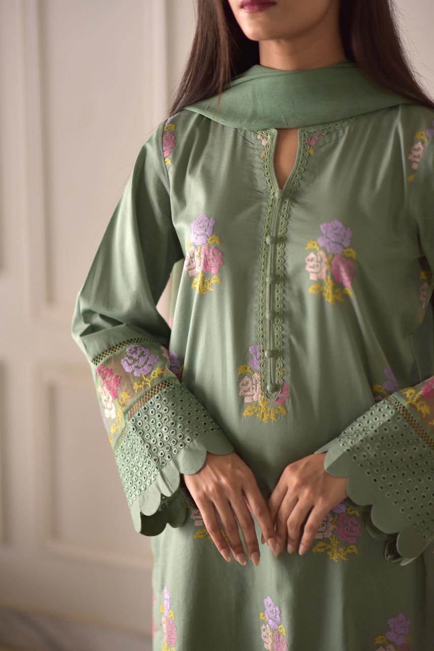 BLOSSOM COTTON LAWN 3pc STITCHED FOR GIRLS