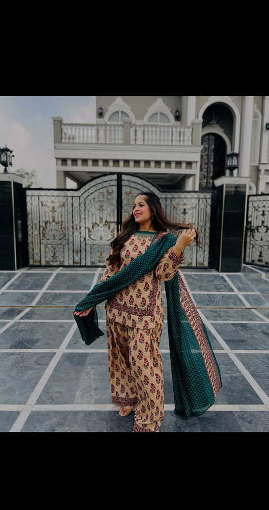 LAWN DIGITAL PRINT 3PC STITCHED FOR GIRLS