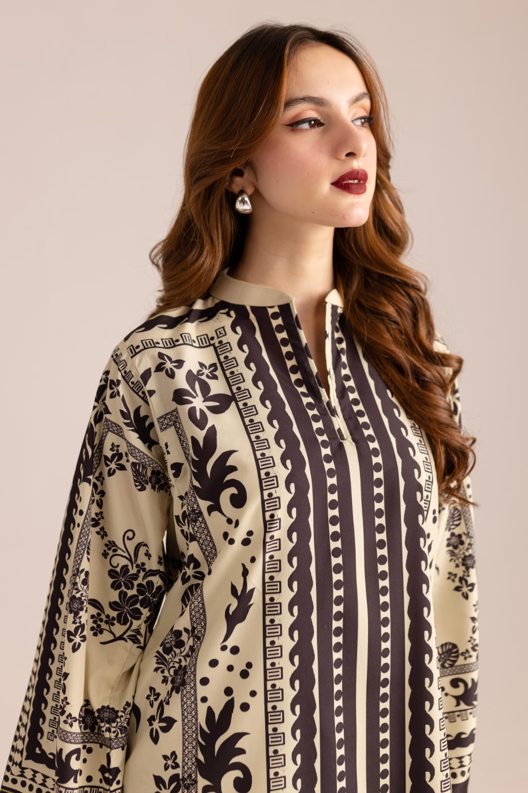 HANIA AMIR 2PC STITCED For girls