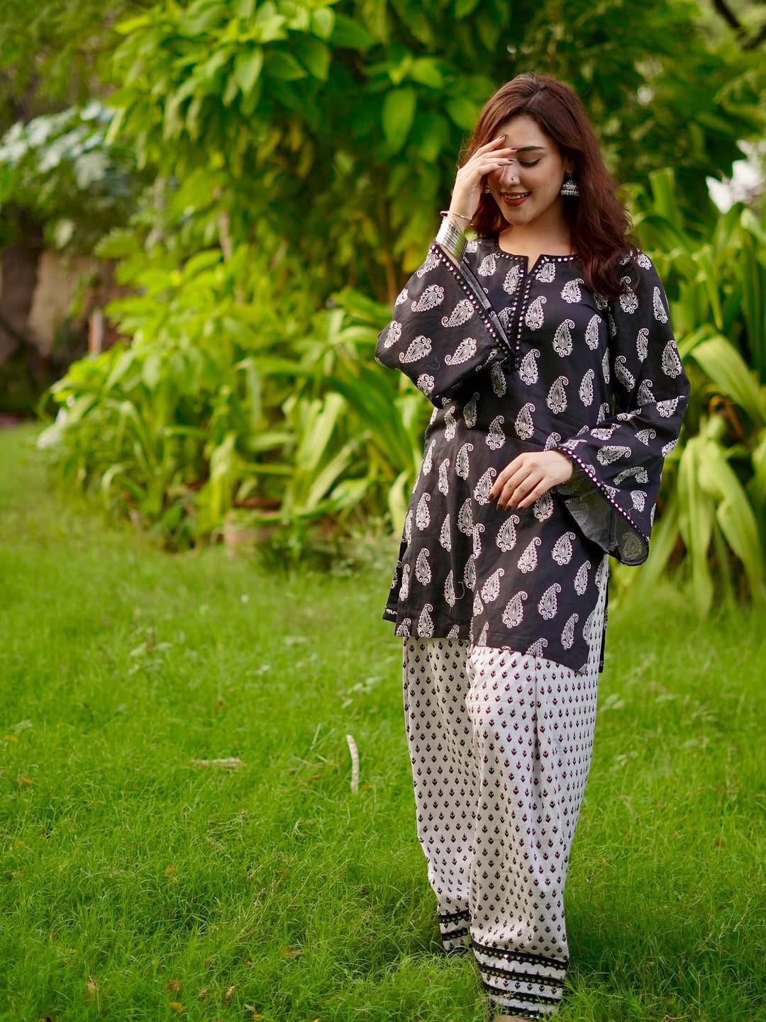 MEHRU FARSHI 2PC STITCHED FOR GIRLS