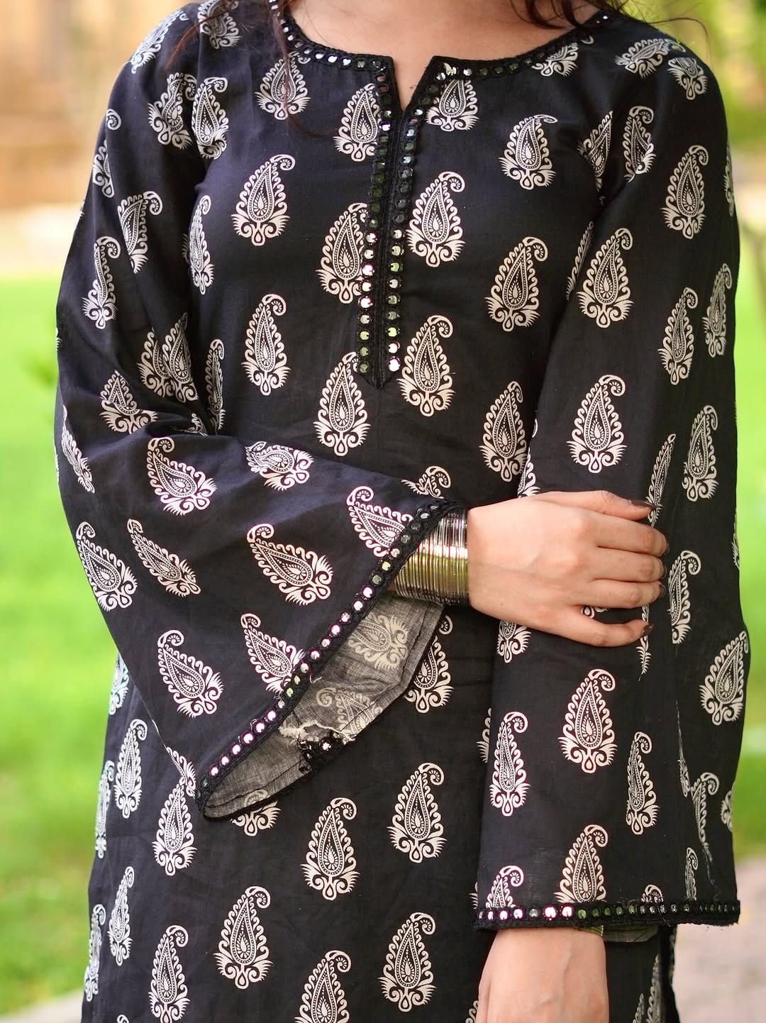 MEHRU FARSHI 2PC STITCHED FOR GIRLS